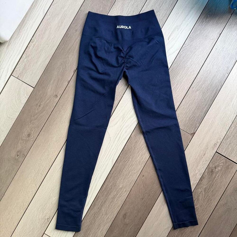 Aurola seamless scrunch butt leggings